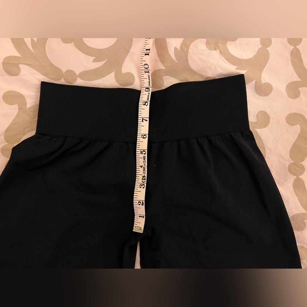 NVGTN Black Shorts Medium - Picture 5 of 6